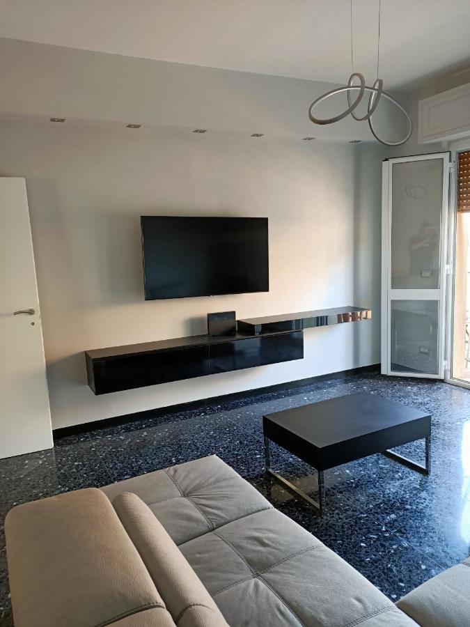 La Casa di Noemi Appartement Savona Buitenkant foto